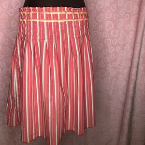 Old navy skirt☄️